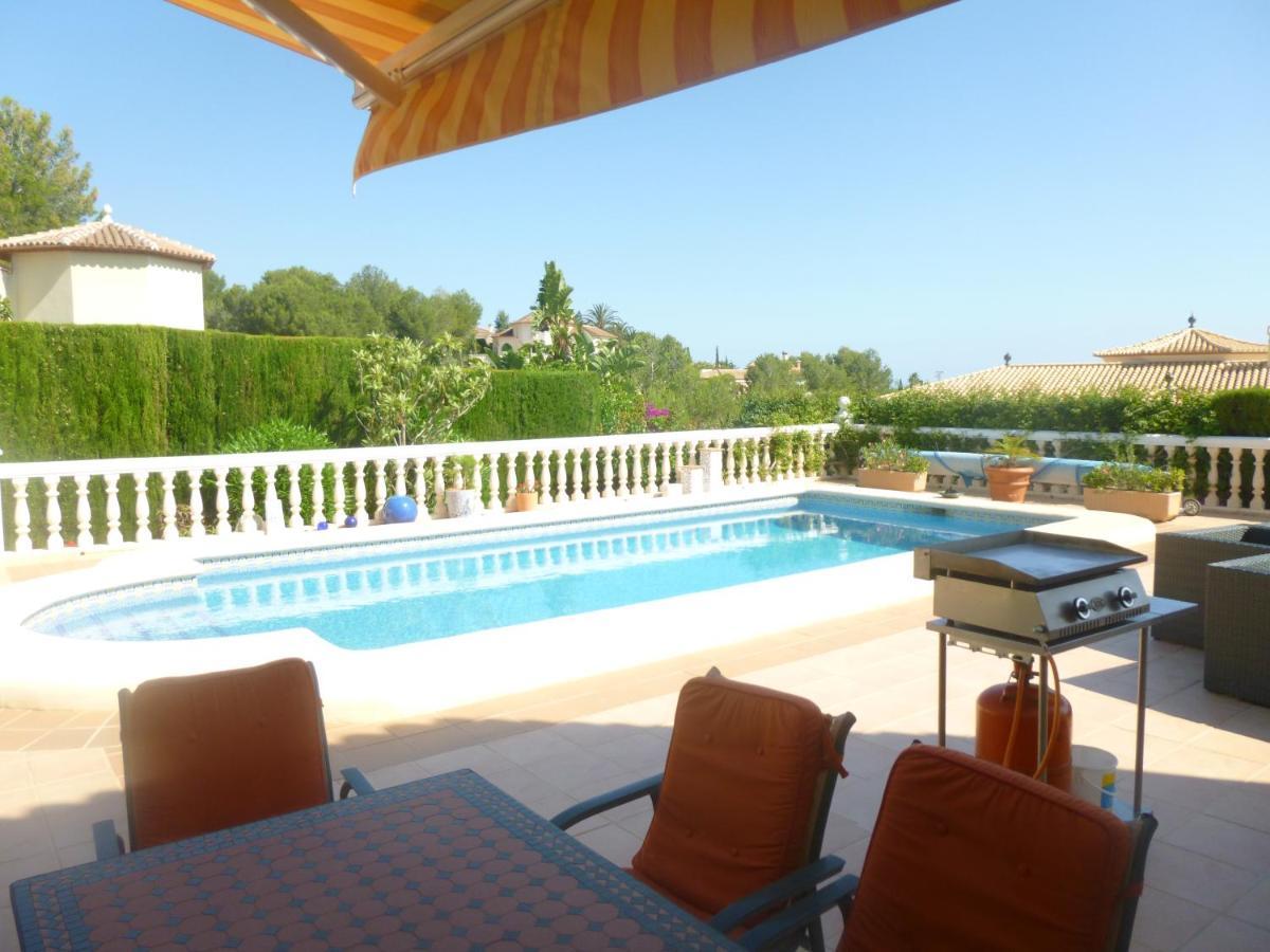 Villa Luxueuse دينايا المظهر الخارجي الصورة