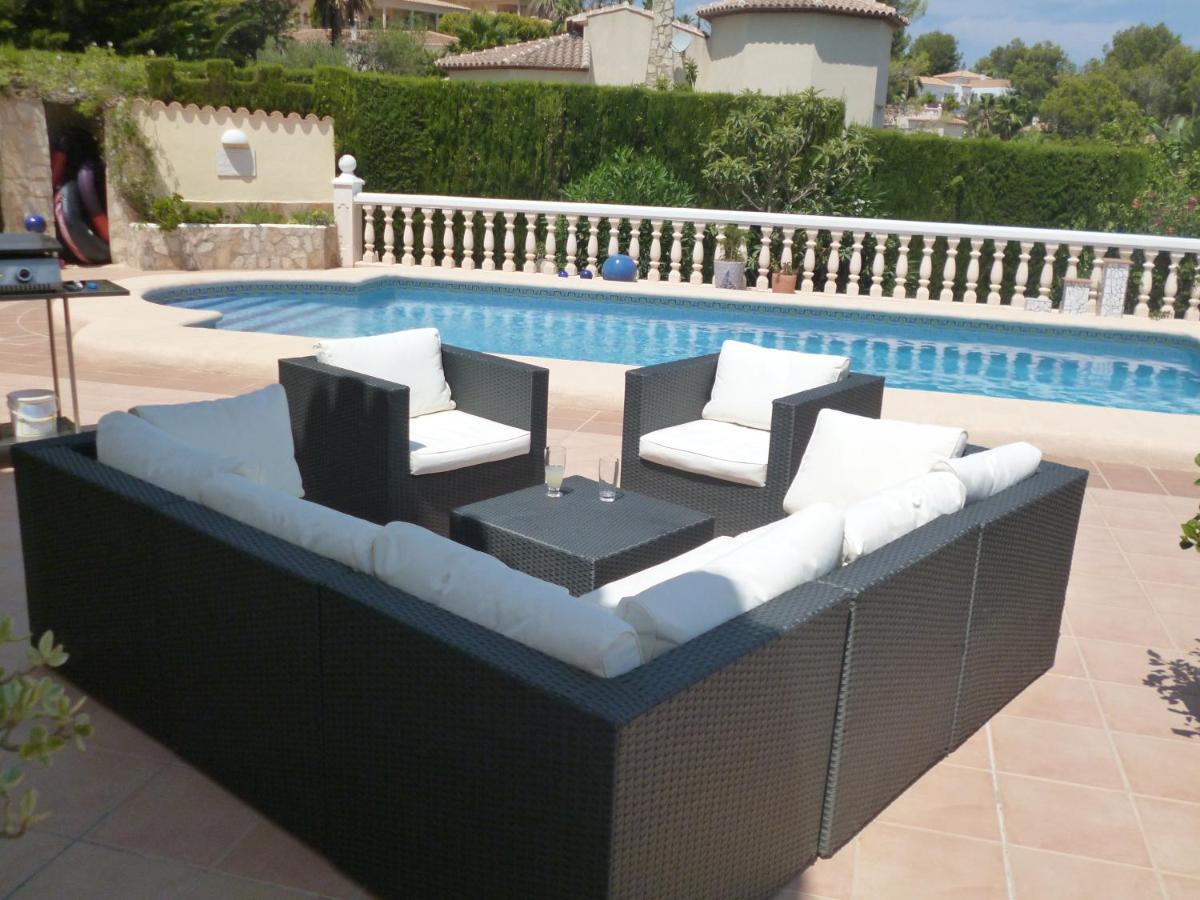 Villa Luxueuse دينايا المظهر الخارجي الصورة